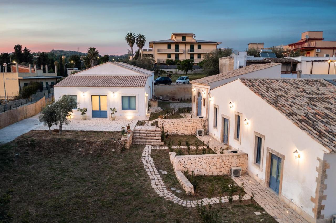 Michael Garden Bed & Breakfast Noto Luaran gambar