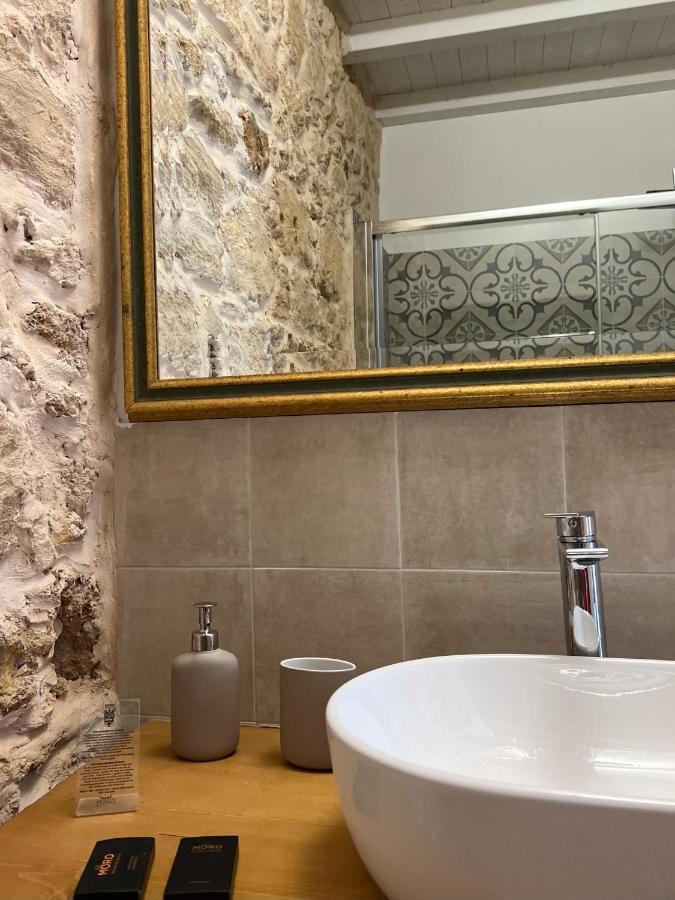Michael Garden Bed & Breakfast Noto Luaran gambar