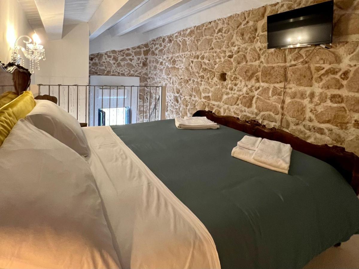 Michael Garden Bed & Breakfast Noto Luaran gambar